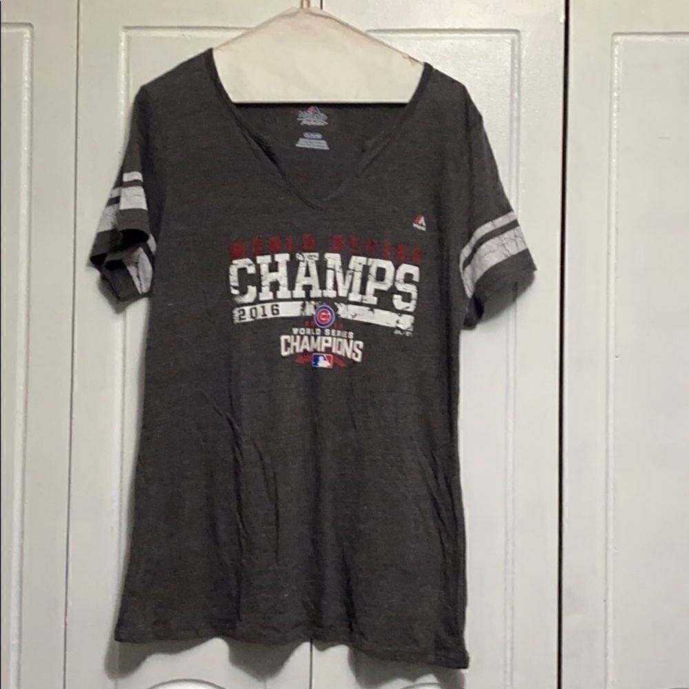 Majestic Fan Fashion Cubs 2016 World Series tee XL